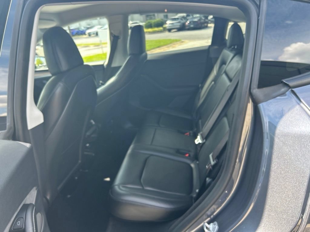 Used 2023 Tesla Model Y Long Range AWD/4WD image 39