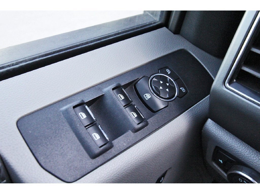 Used 2020 Ford F250 XLT AWD/4WD image 23