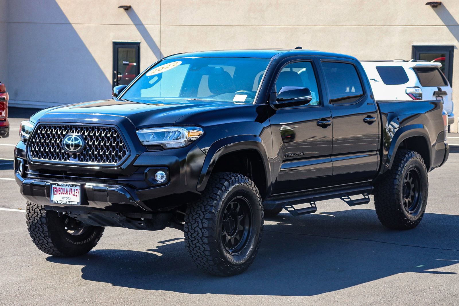 Used 2022 Toyota Tacoma Limited w/ Nightshade Package AWD/4WD image 3