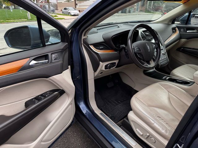 Used 2018 Lincoln MKC Select w/ Select Plus Package AWD/4WD image 8