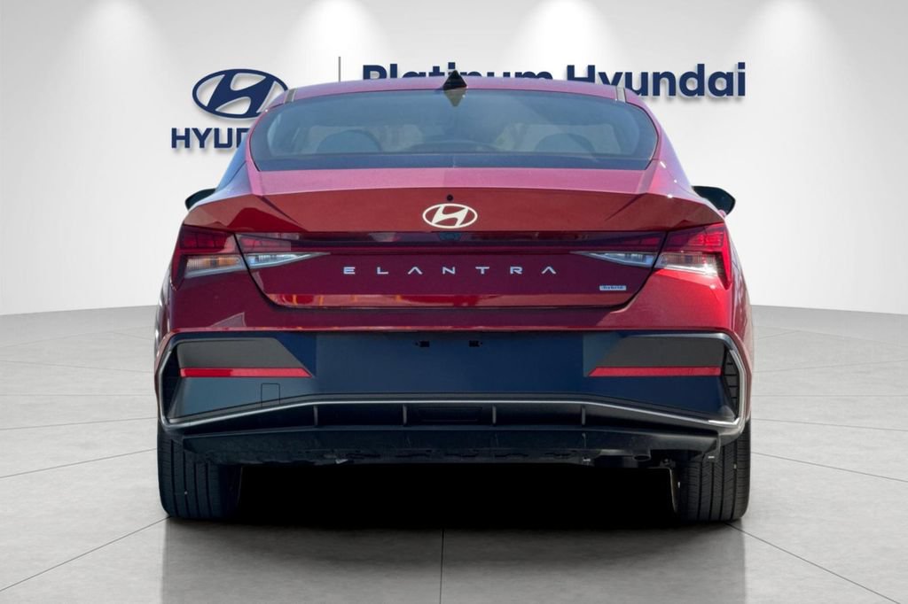 New 2026 Hyundai Elantra Limited FWD image 5