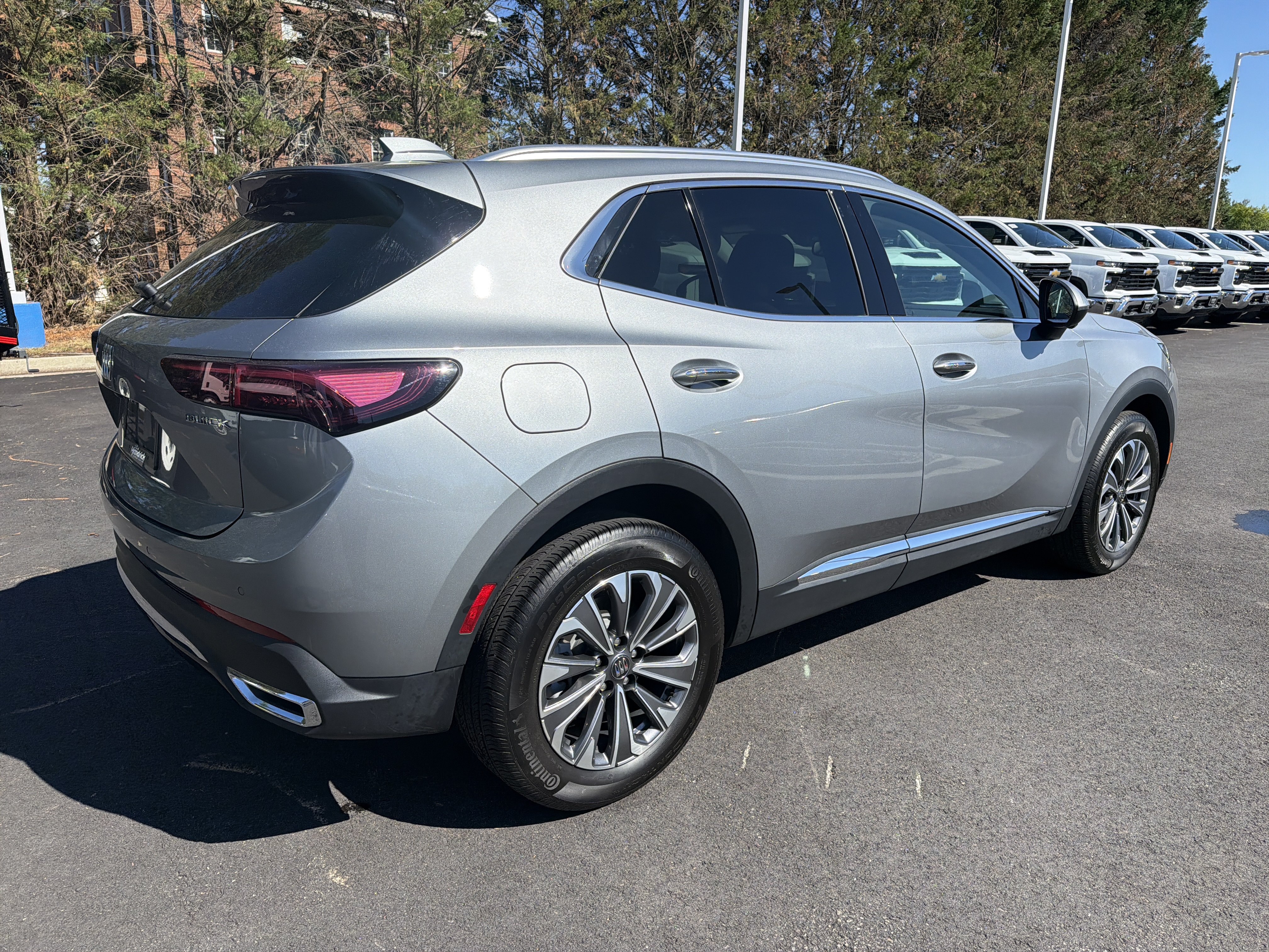 Used 2025 Buick Envision Preferred AWD/4WD image 10