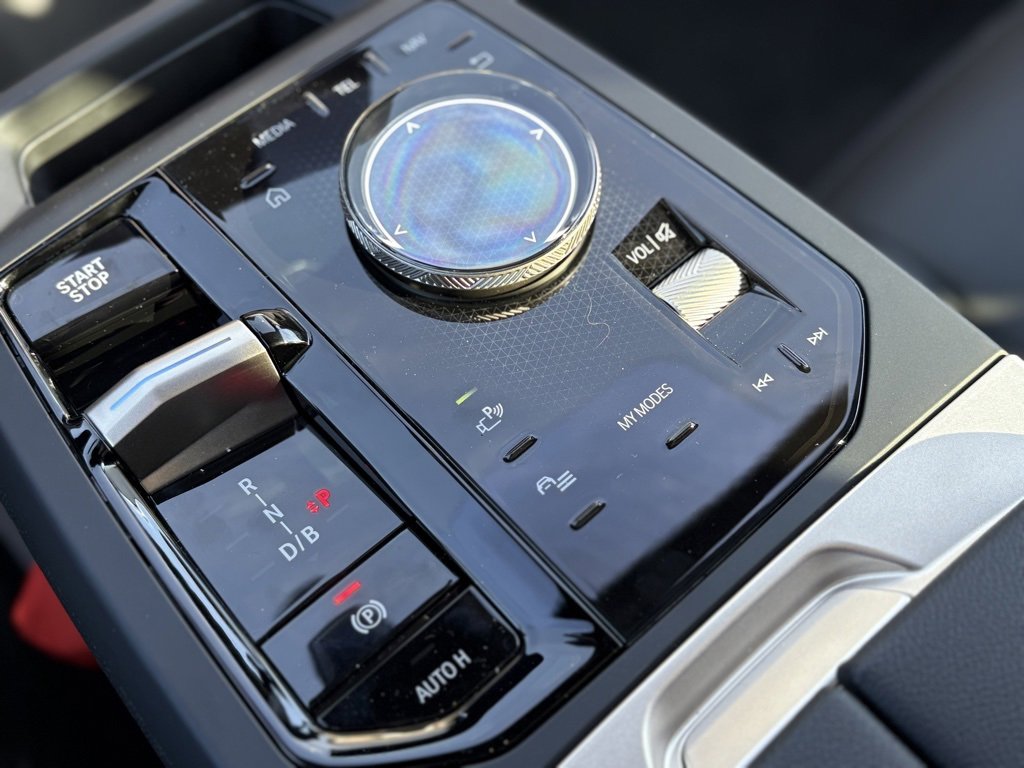 Used 2025 BMW iX xDrive50 w/ Sport Package image 11