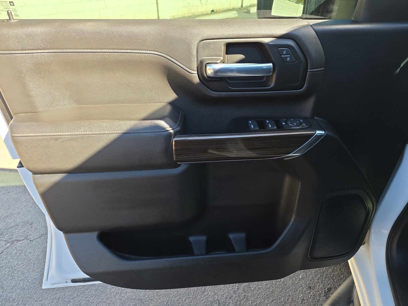 Used 2022 Chevrolet Silverado 2500 LT w/ Convenience Package image 14