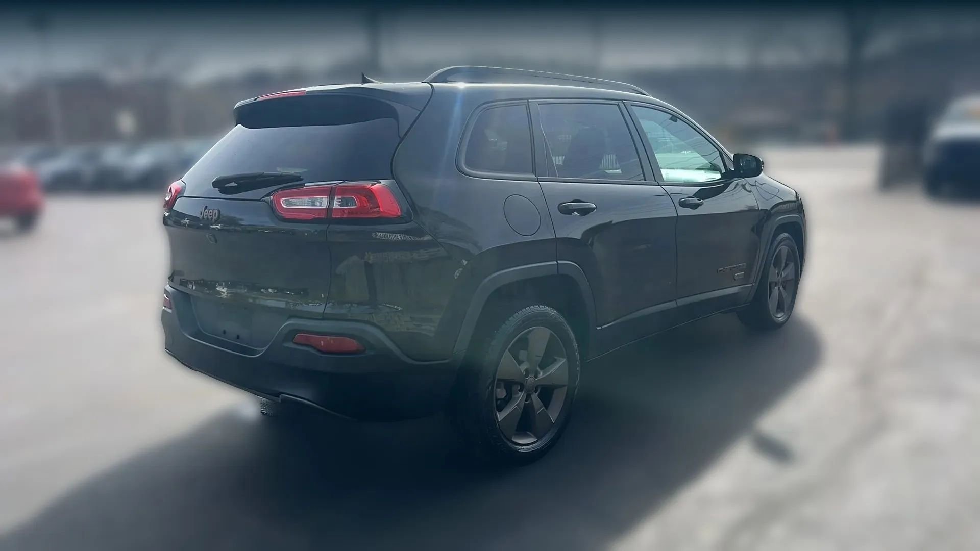 Used 2016 Jeep Cherokee 75th Anniversary image 5