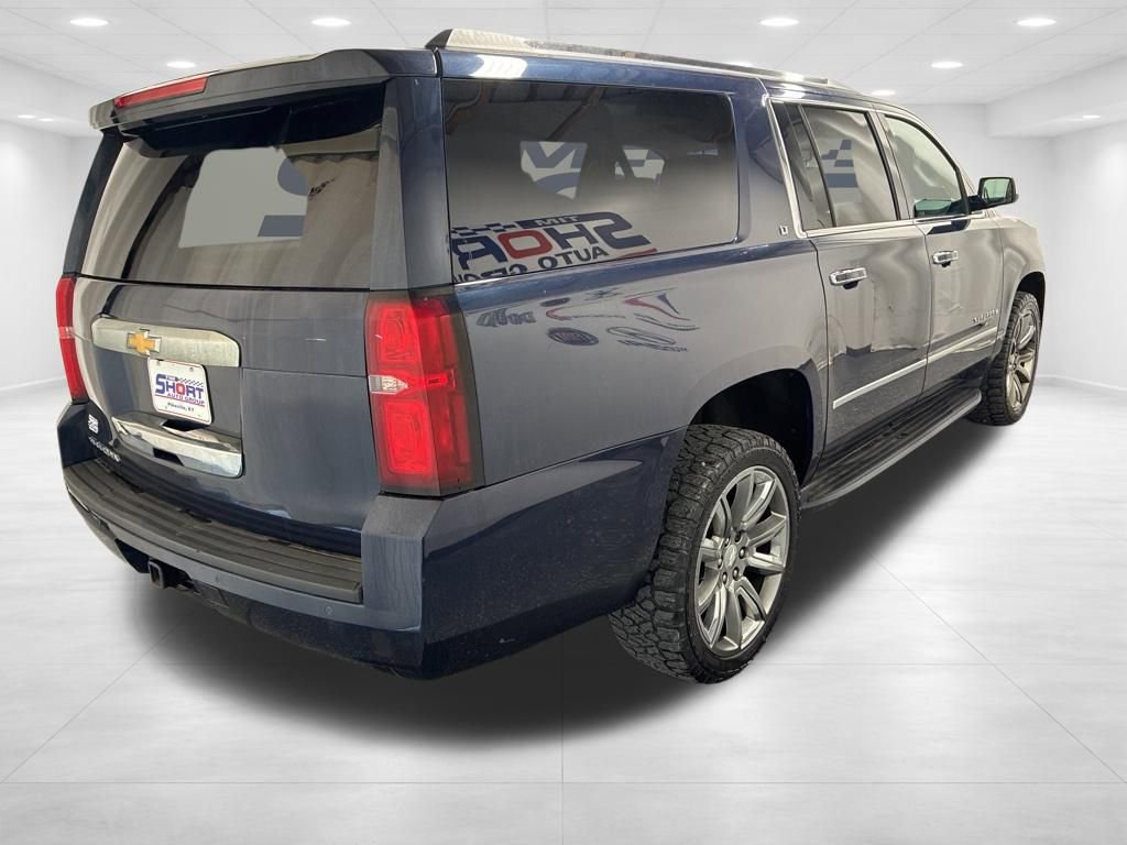 Used 2019 Chevrolet Suburban LT image 4