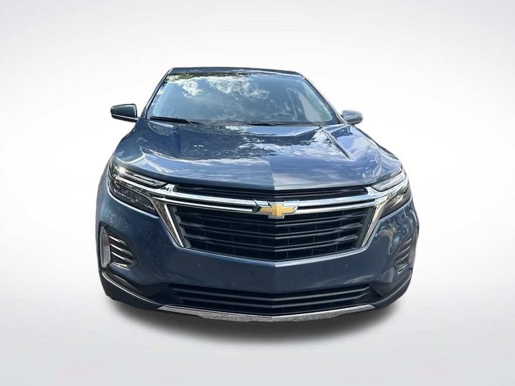 Used 2024 Chevrolet Equinox LT w/ LPO, Floor Liner Package FWD image 9