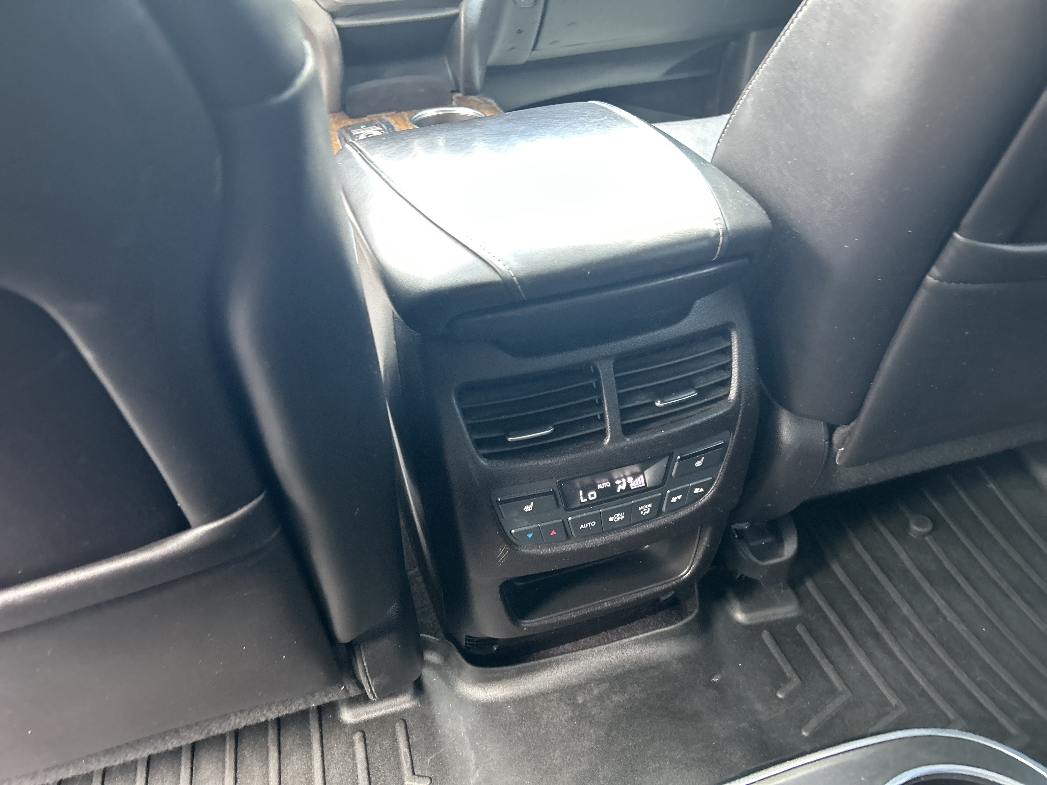 Used 2019 Acura MDX w/ Advance Package AWD/4WD image 28