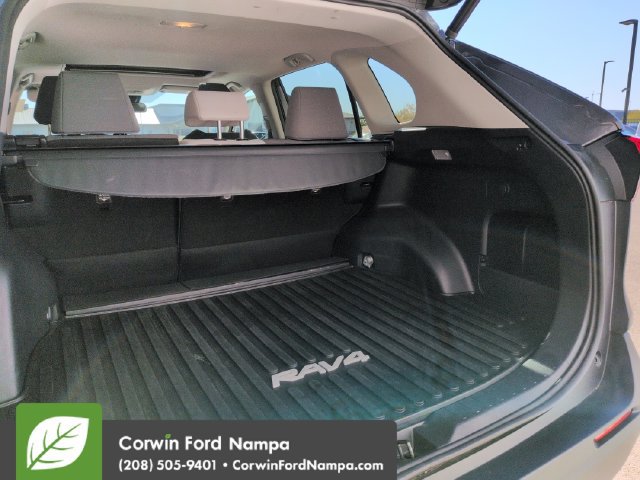 Used 2019 Toyota RAV4 XLE w/ Convenience Package AWD/4WD image 30