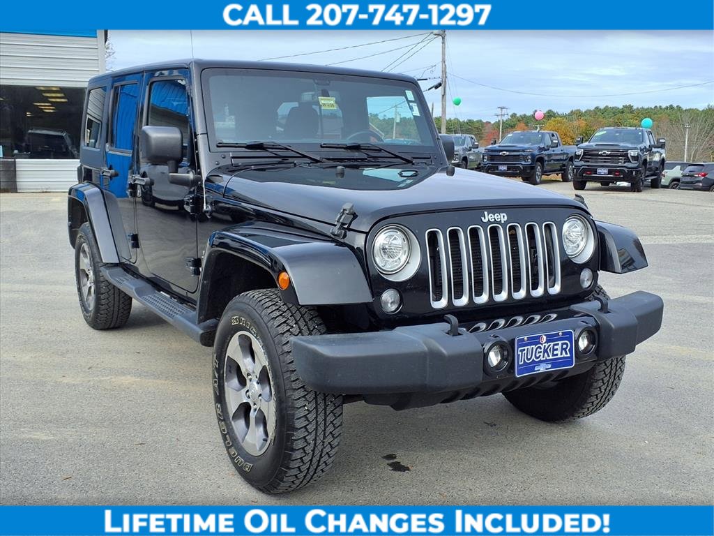 Used 2017 Jeep Wrangler Unlimited Sahara w/ Max Tow Package image 4