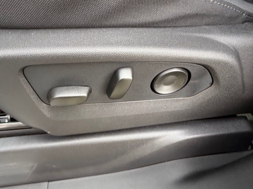 New 2026 GMC Sierra 1500 Elevation image 11