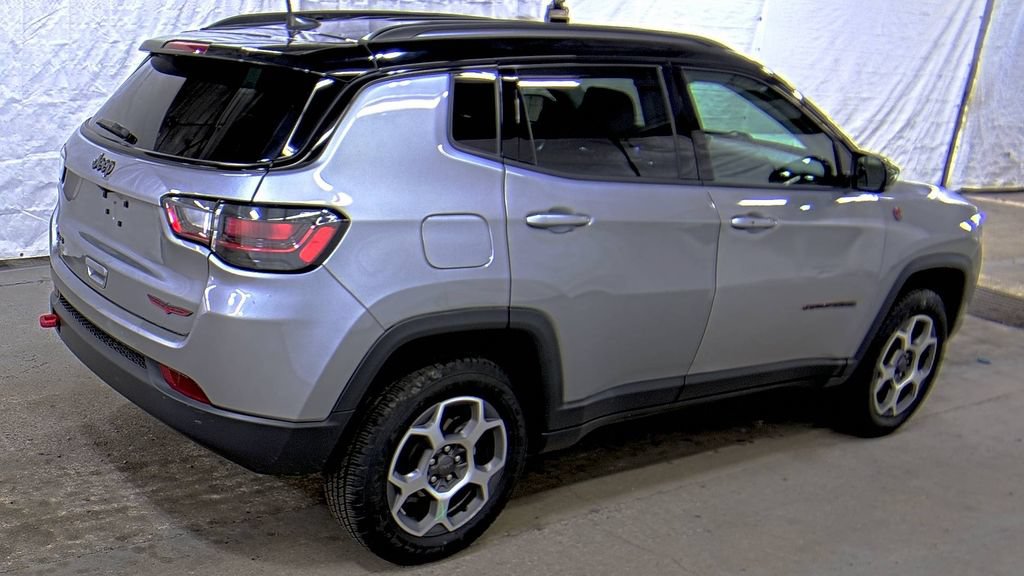 Certified 2022 Jeep Compass Trailhawk w/ Trailhawk Elite Group AWD/4WD image 3
