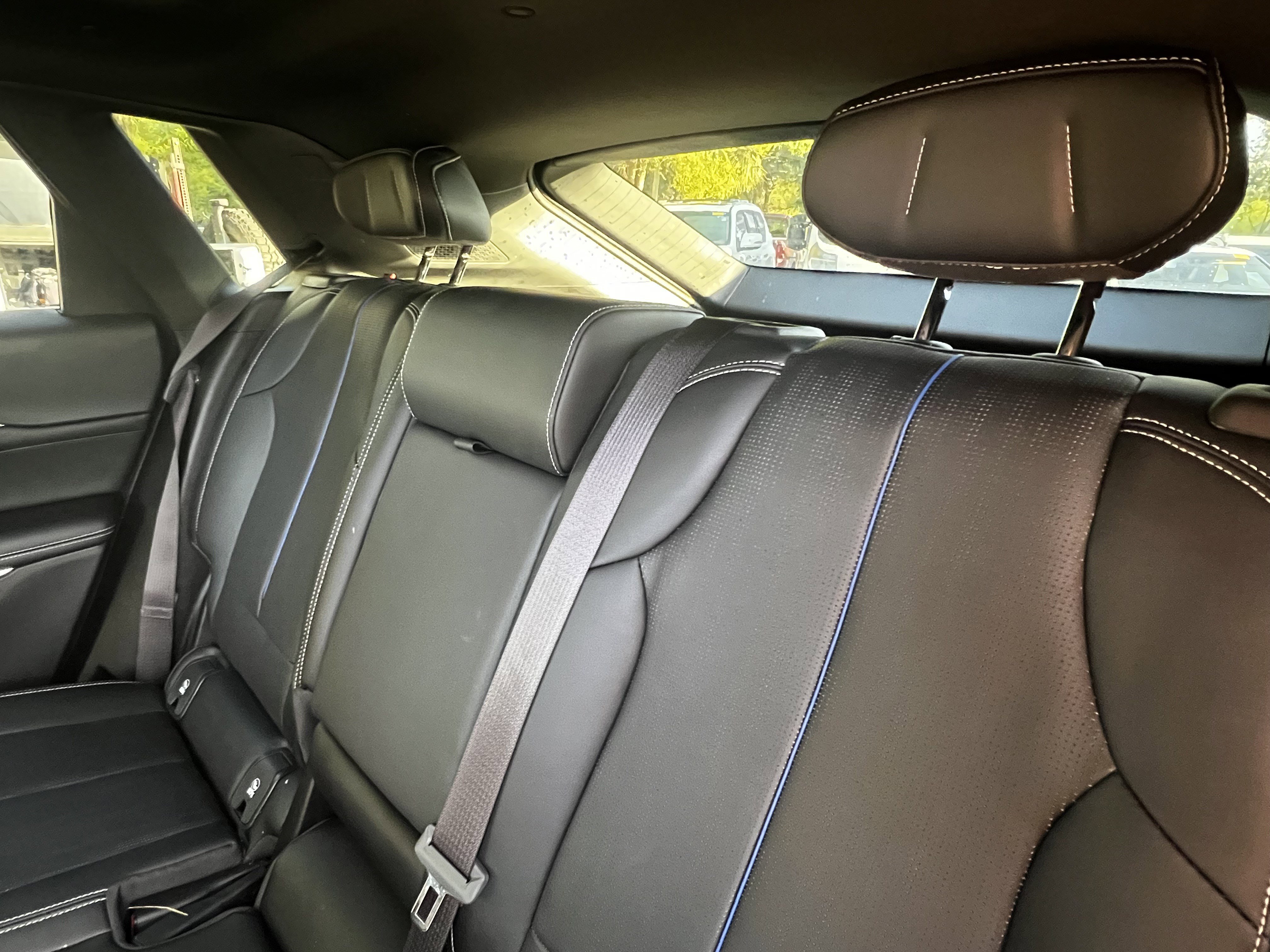 Used 2025 Cadillac Lyriq Sport AWD/4WD image 34