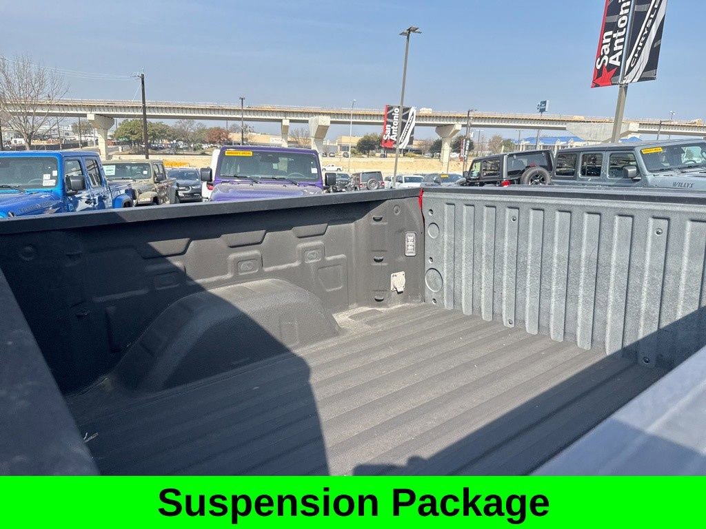 Used 2019 Chevrolet Silverado 1500 LT Trail Boss image 9