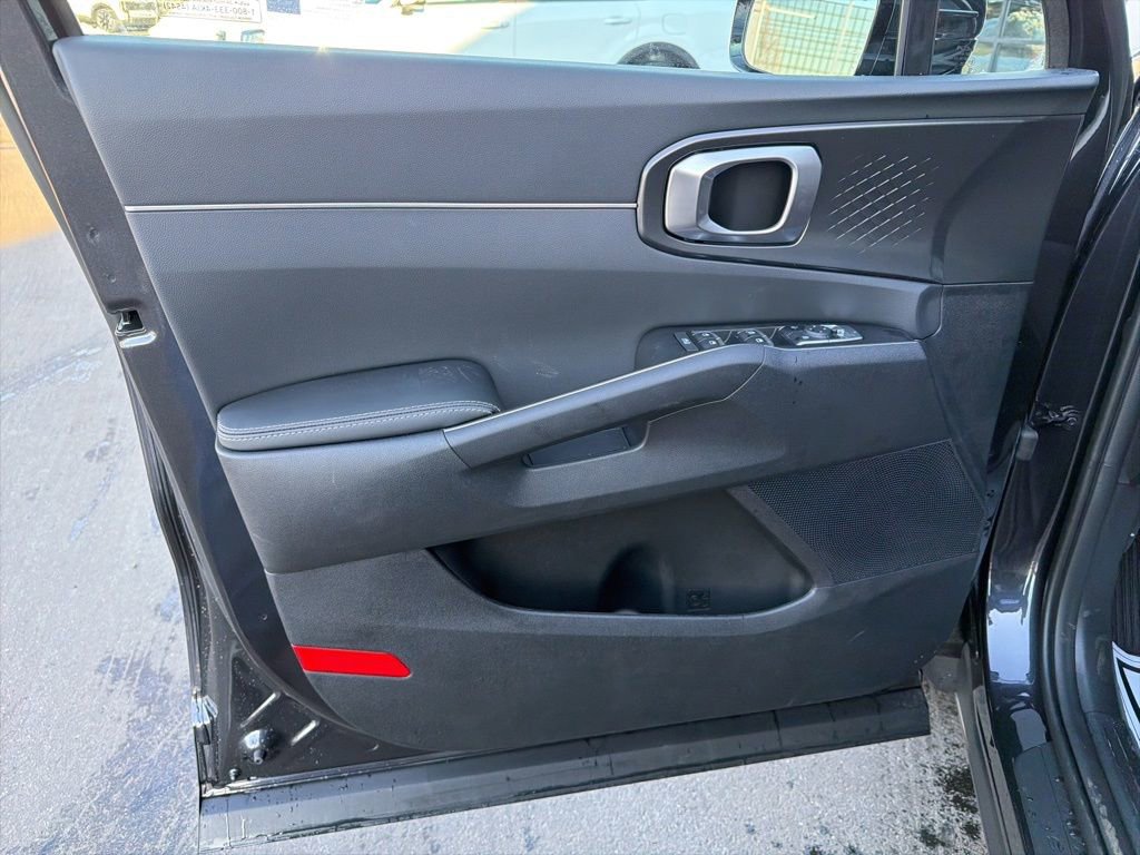 New 2026 Kia Sorento S image 28