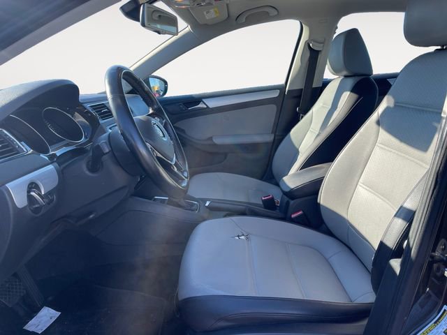 Used 2016 Volkswagen Jetta SEL Premium image 9