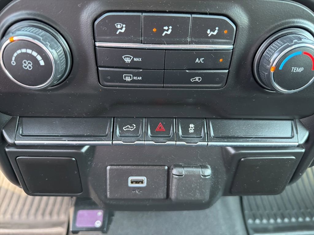 Used 2020 Chevrolet Silverado 1500 Custom w/ Custom Value Package image 39