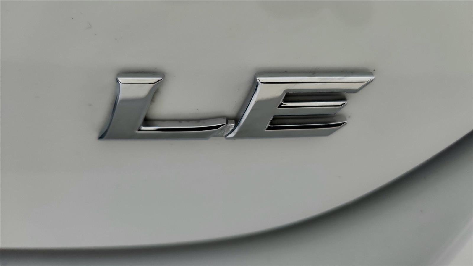 Used 2022 Toyota Camry LE w/ Carpet Mat Package (TMS) image 14