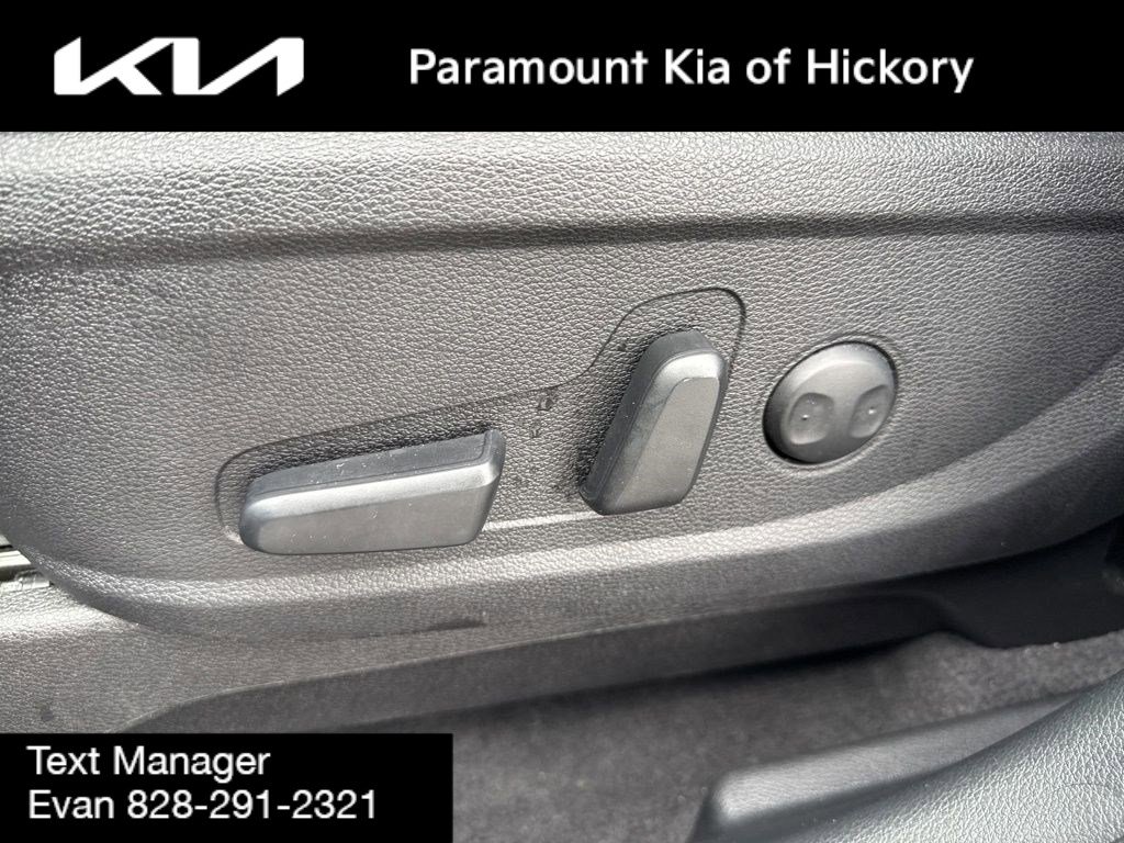 Used 2025 Kia Telluride EX image 26