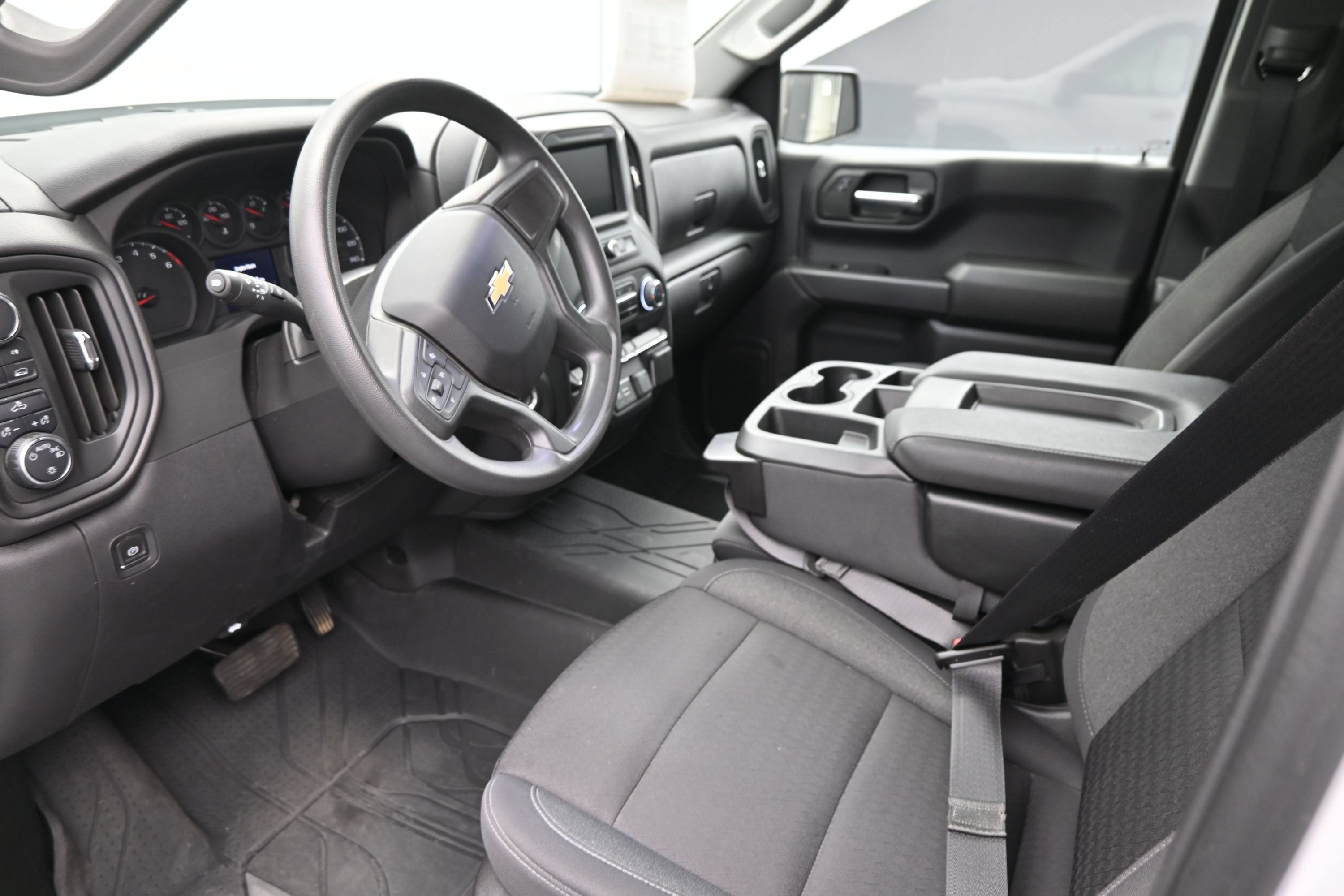 Used 2024 Chevrolet Silverado 1500 Custom AWD/4WD image 12