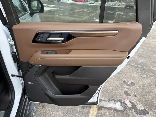 New 2026 Chevrolet Tahoe High Country w/ Sun And Tow Package image 29