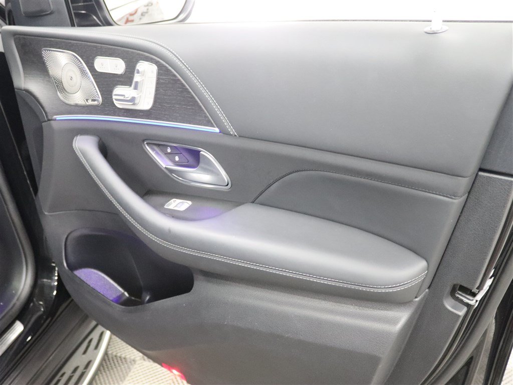 Used 2022 Mercedes-Benz GLS 63 AMG 4MATIC image 38
