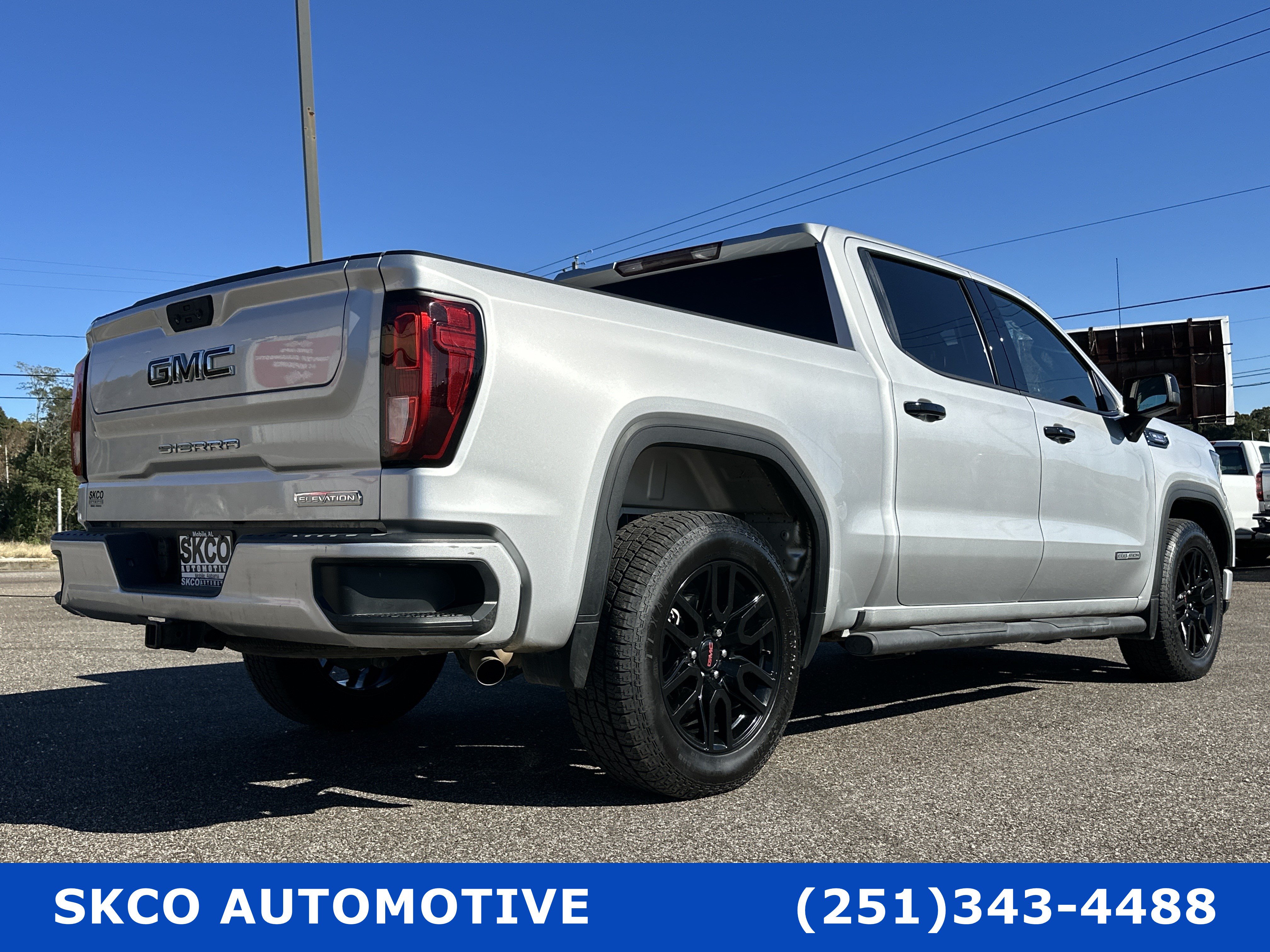 Used 2022 GMC Sierra 1500 Elevation RWD image 5