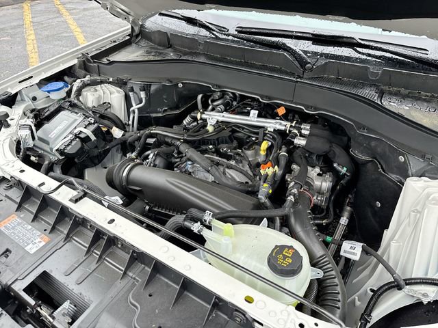 New 2026 Ford Explorer Active w/ Active Comfort Package AWD/4WD image 10