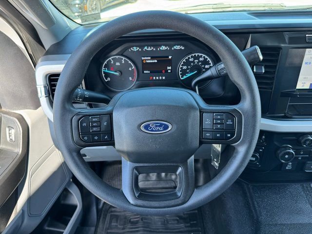 Used 2024 Ford F350 XL w/ Snow Plow/Camper Package image 18