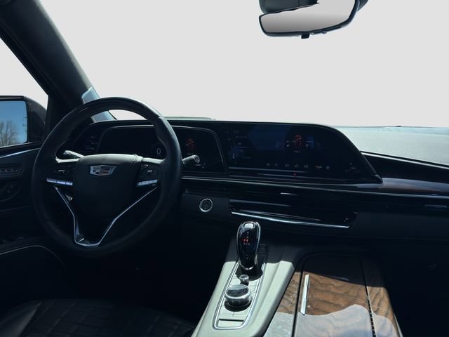 Used 2024 Cadillac Escalade Sport Platinum w/ LPO, ONYX Package image 14