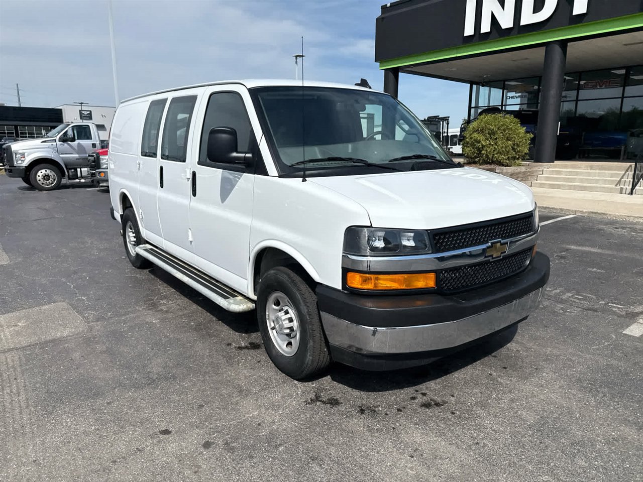 Used 2024 Chevrolet Express 2500 w/ Driver Convenience Package image 2