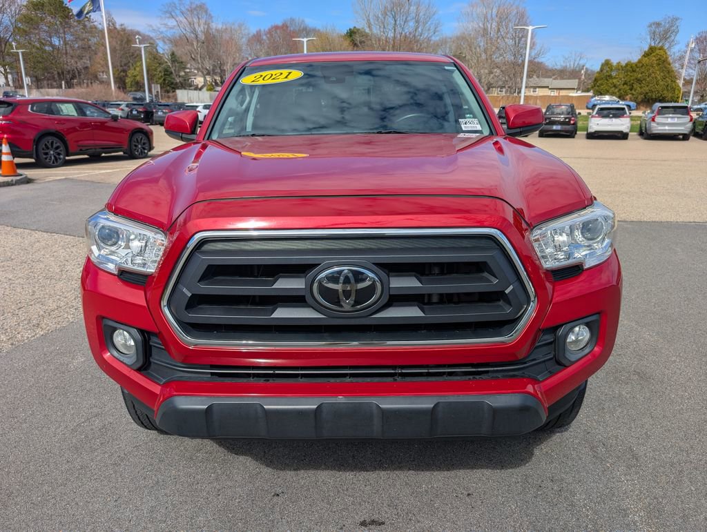 Used 2021 Toyota Tacoma SR5 w/ SR5 Appearance Package (SM) RWD image 9