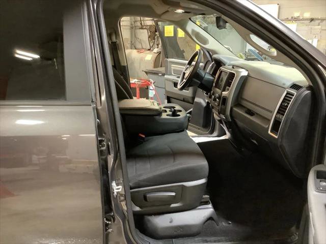 Certified 2019 RAM 1500 Classic Warlock w/ Electronics Group AWD/4WD image 19