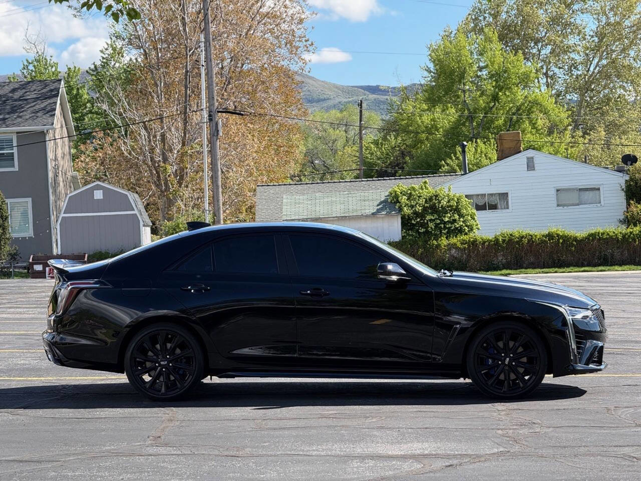 Used 2021 Cadillac CT4 V w/ Technology Package AWD/4WD image 4