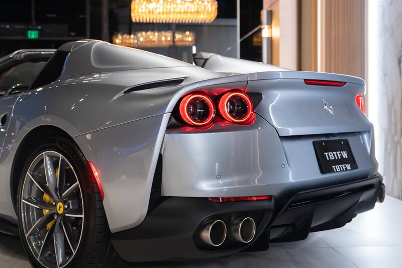 Used 2023 Ferrari 812 GTS RWD image 30
