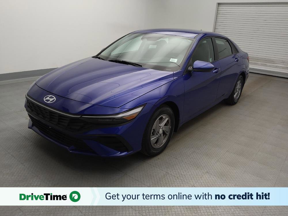 Used 2025 Hyundai Elantra SE