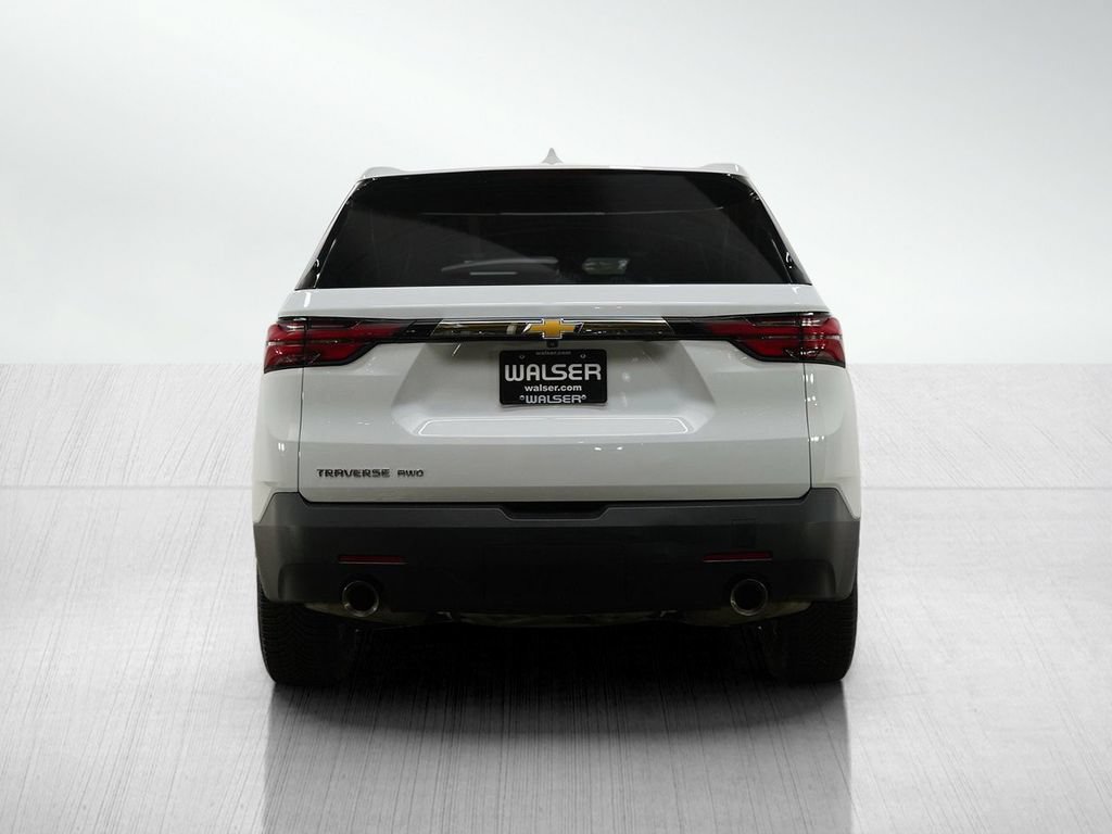 Used 2023 Chevrolet Traverse LS AWD/4WD image 4