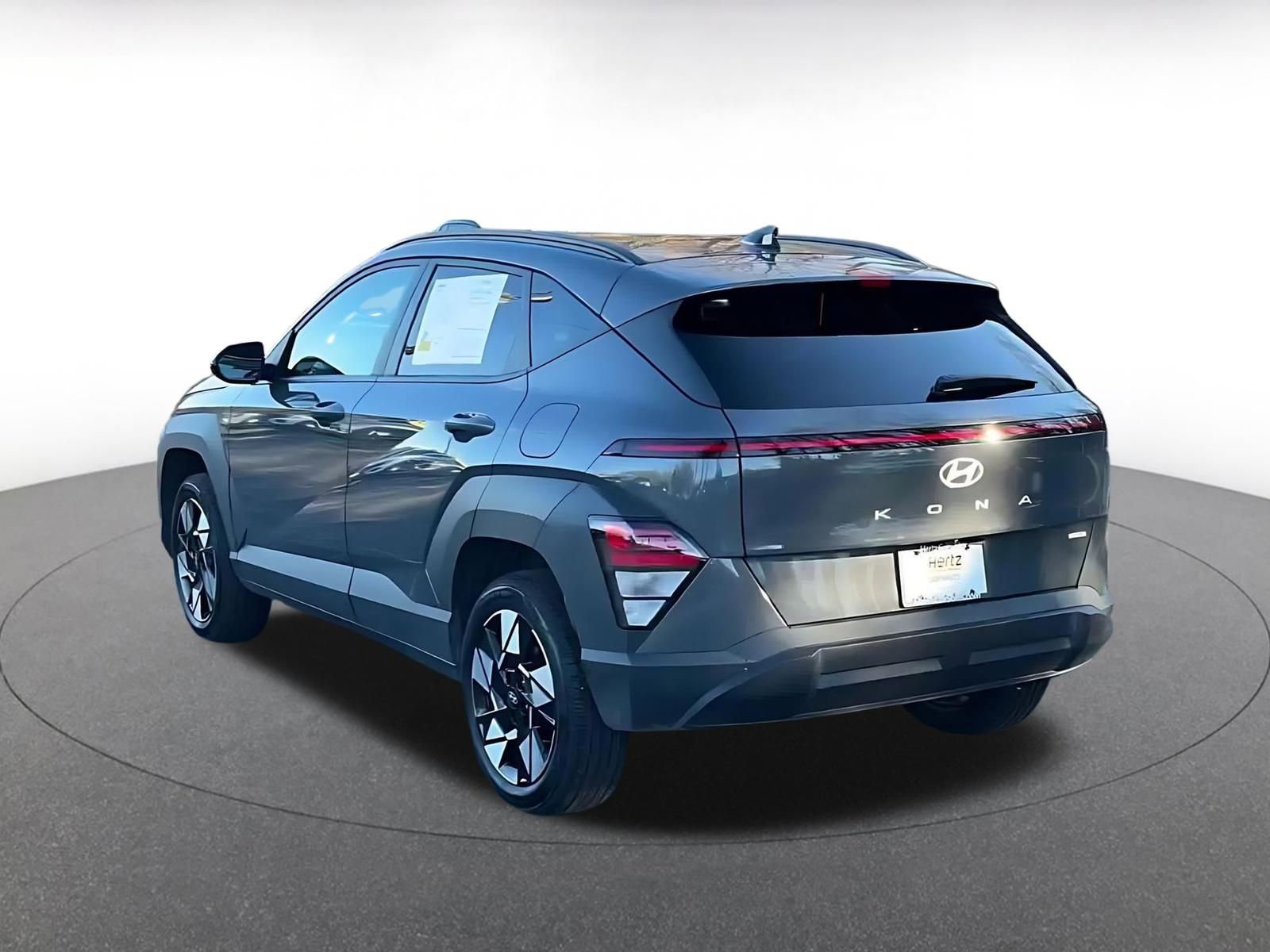 Used 2025 Hyundai Kona SEL image 11