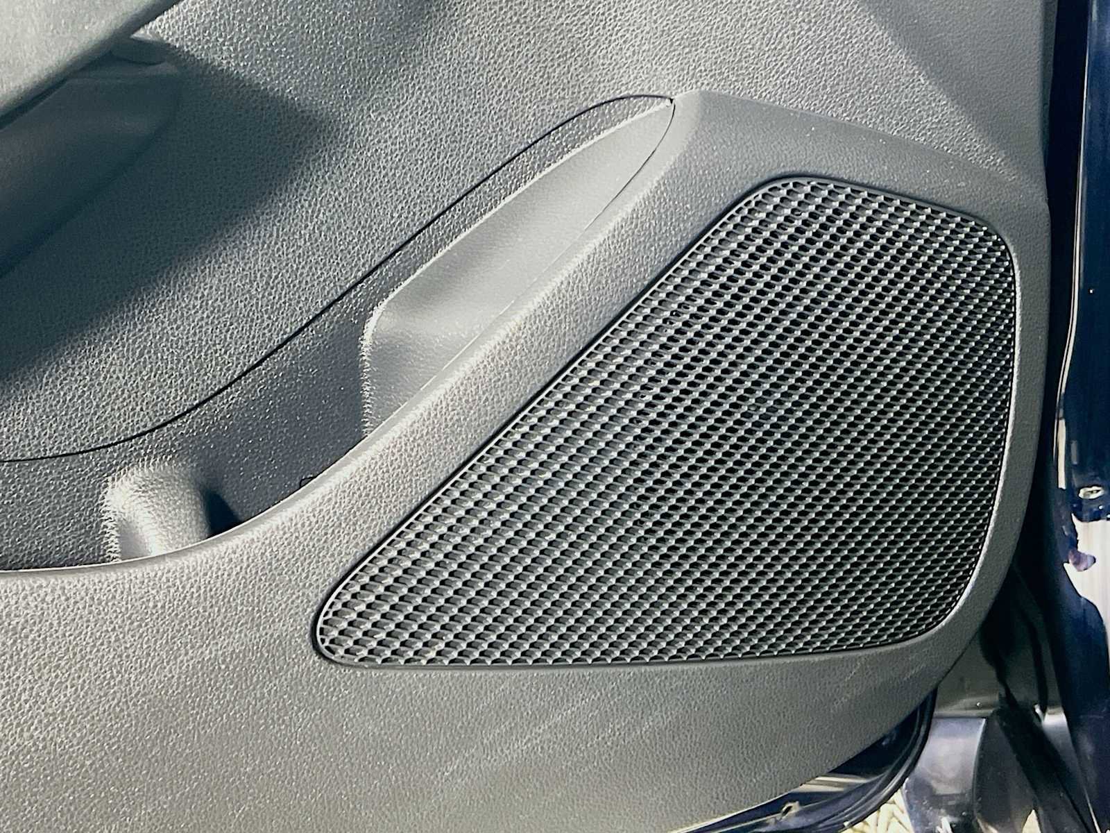 Used 2022 Toyota Corolla LE image 18