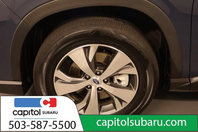 Used 2025 Subaru Ascent Premium AWD/4WD image 9