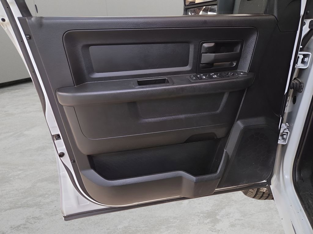 Used 2023 RAM 3500 Tradesman AWD/4WD image 10