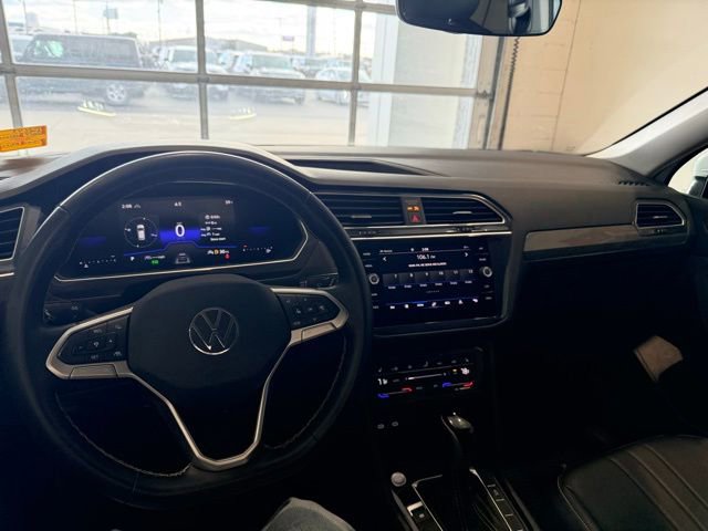 Used 2024 Volkswagen Tiguan SE image 20