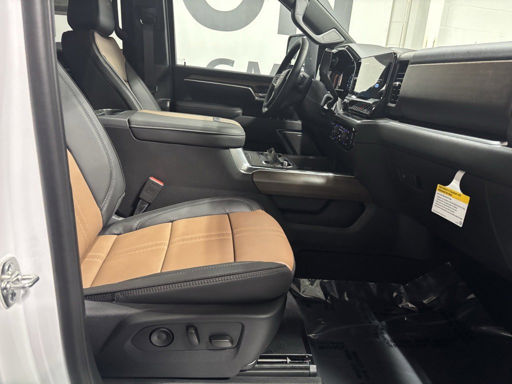 New 2025 Chevrolet Silverado 3500 High Country w/ Technology Package image 28