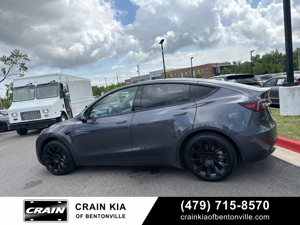 Used 2023 Tesla Model Y Long Range AWD/4WD image 16