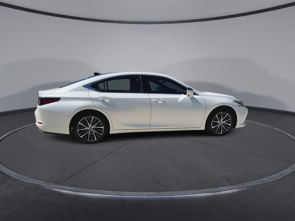 Used 2025 Lexus ES 350 w/ Premium Package image 9