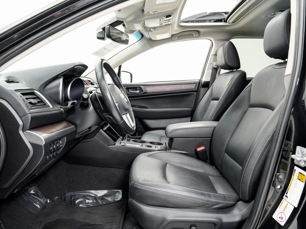 Used 2017 Subaru Outback 2.5i Limited image 6