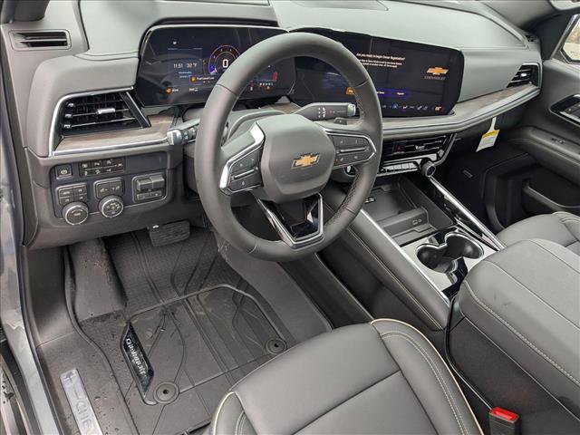 New 2026 Chevrolet Suburban Premier image 3