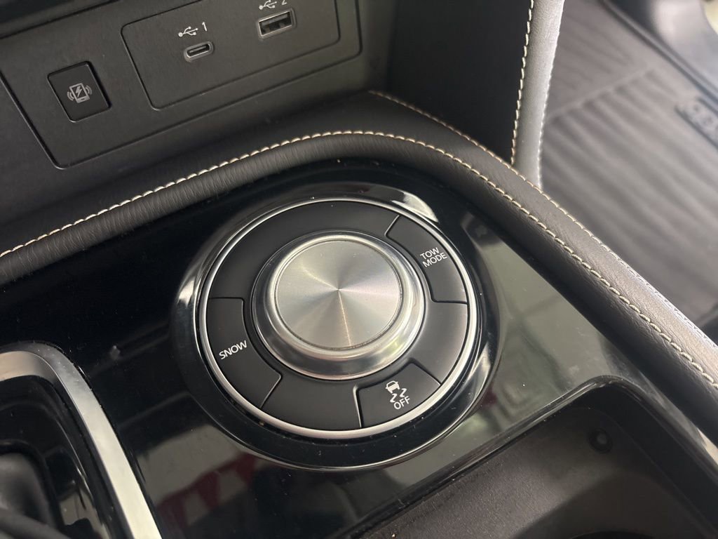 Used 2023 INFINITI QX80 Premium Select w/ All-Season Package image 25