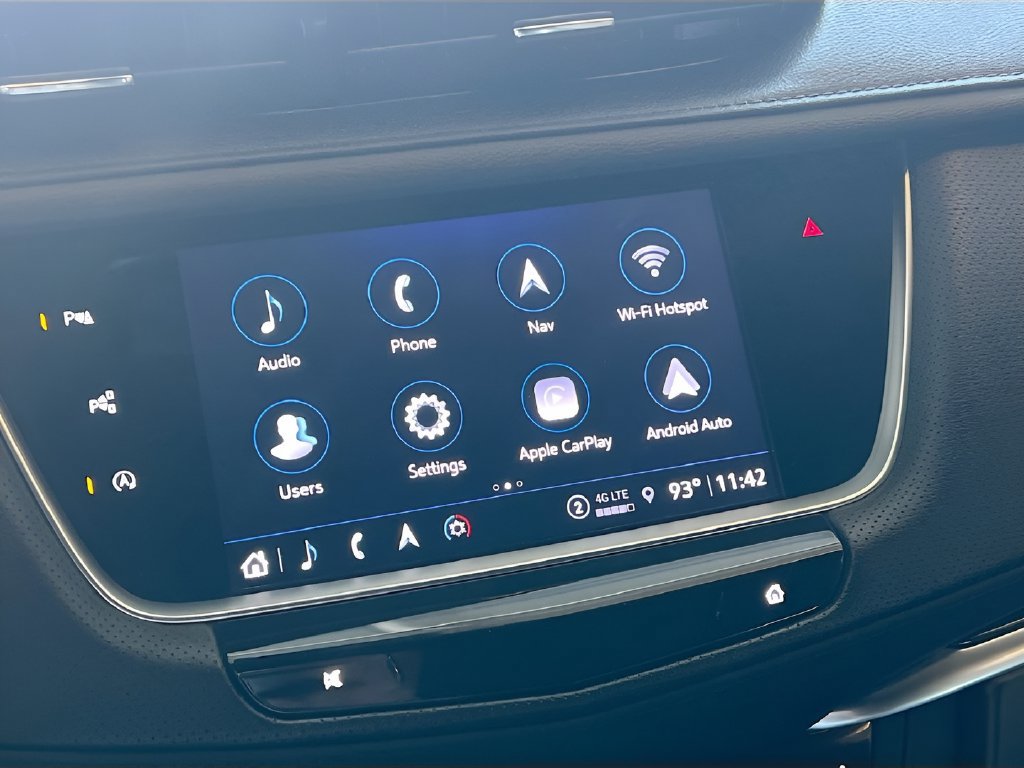 Used 2023 Cadillac XT5 Premium Luxury w/ Technology Package FWD image 15
