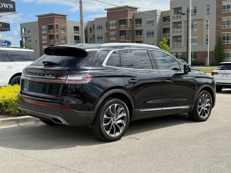 Certified 2022 Lincoln Nautilus Reserve AWD/4WD image 3